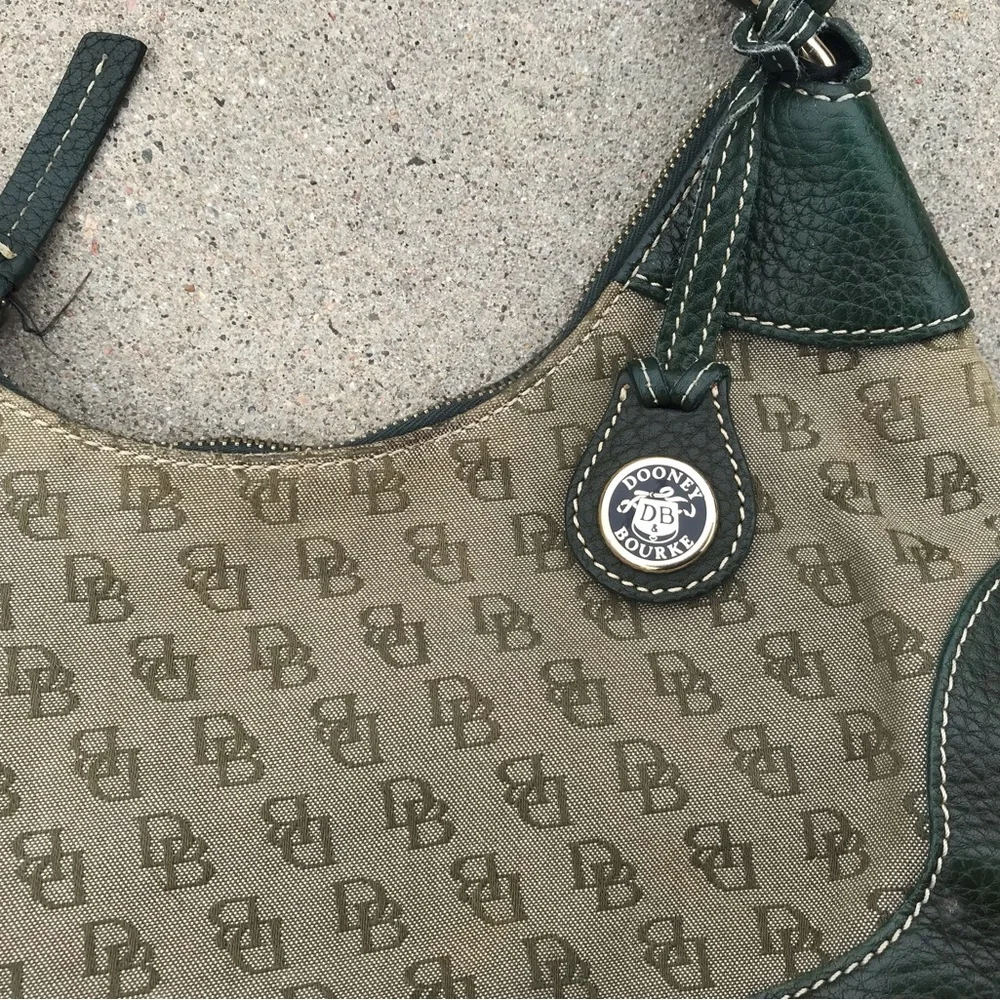 Vintage Dooney & Bourke Green Shoulder Bag